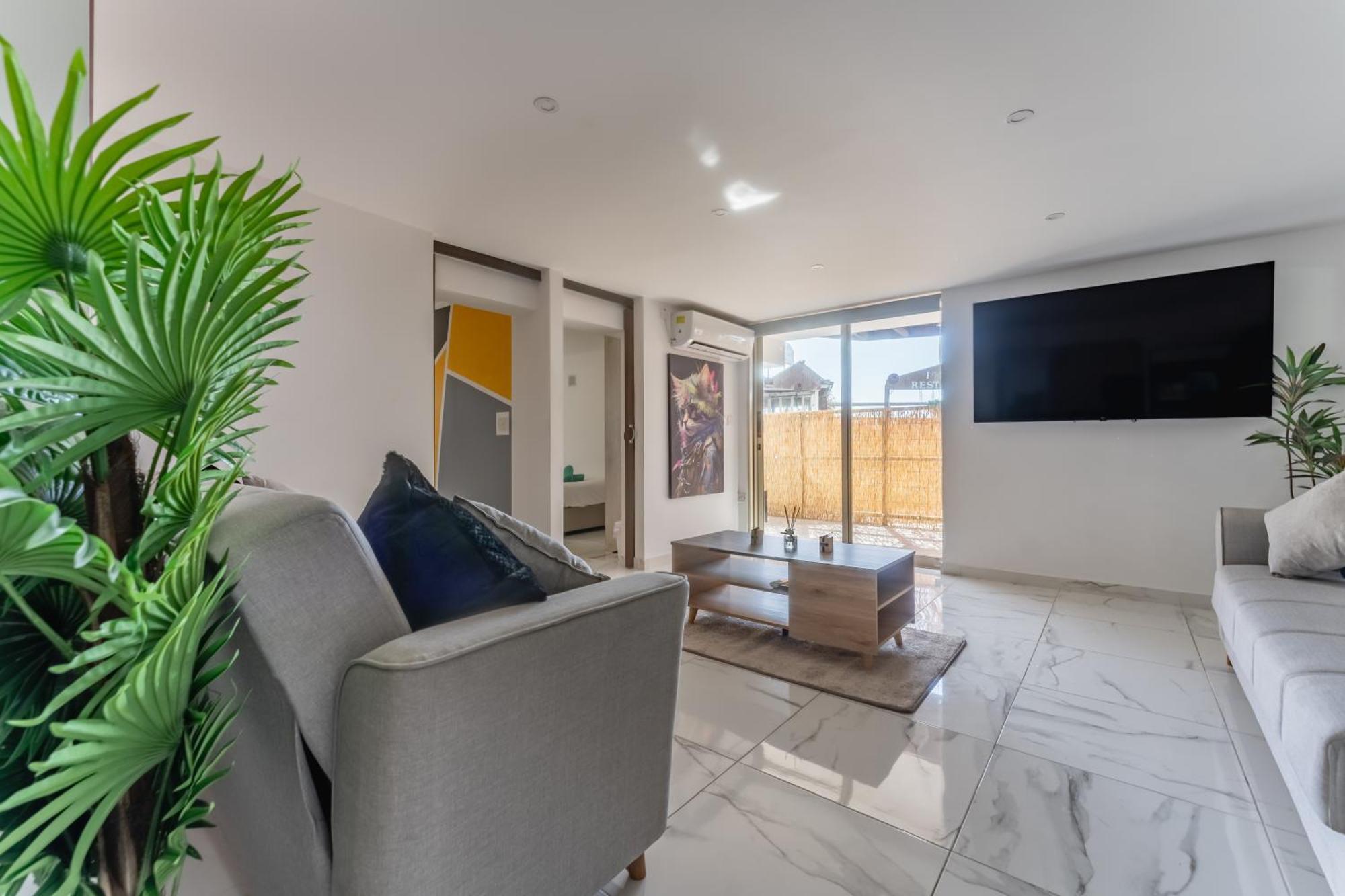 Sant Central Deluxe Apartments Ayia Napa Exterior foto