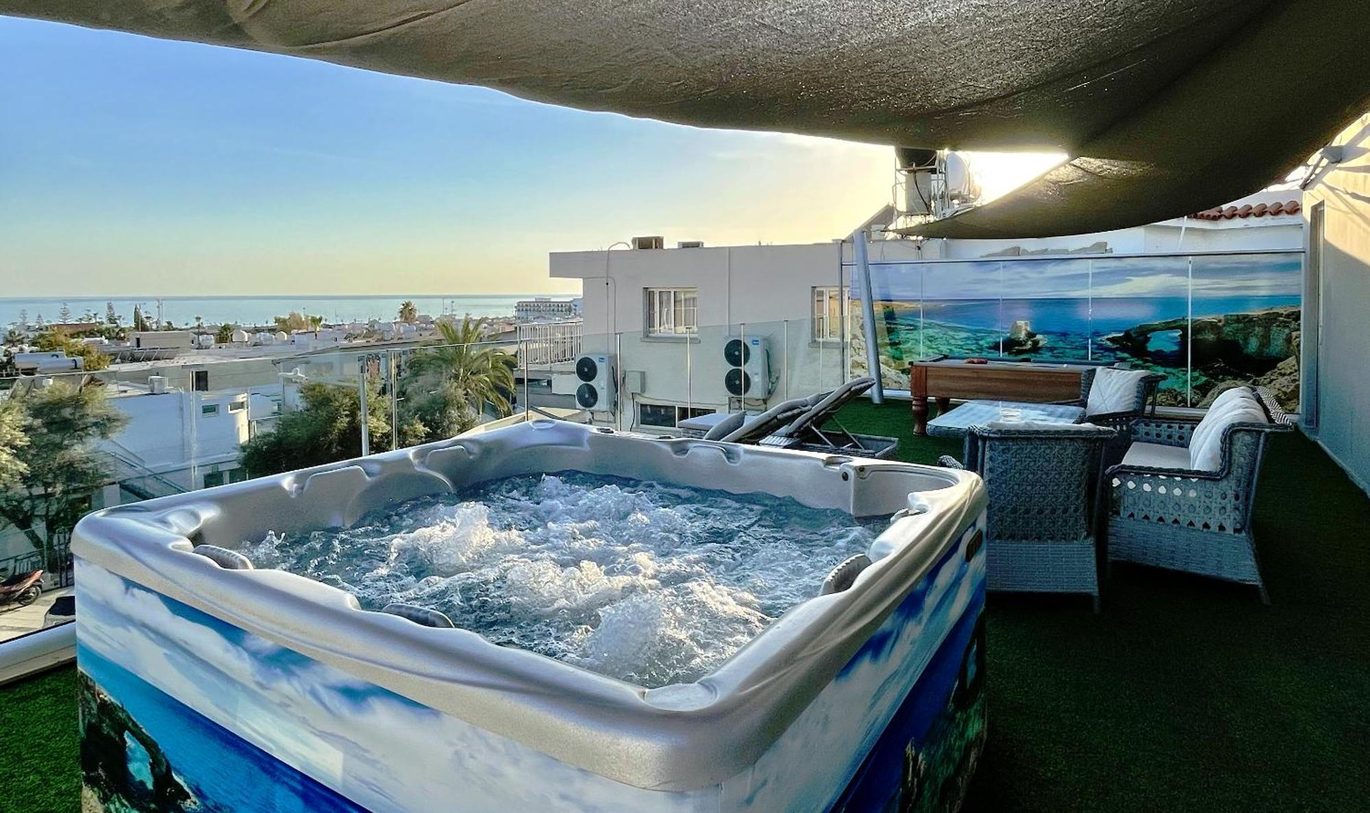 Sant Central Deluxe Apartments Ayia Napa Exterior foto